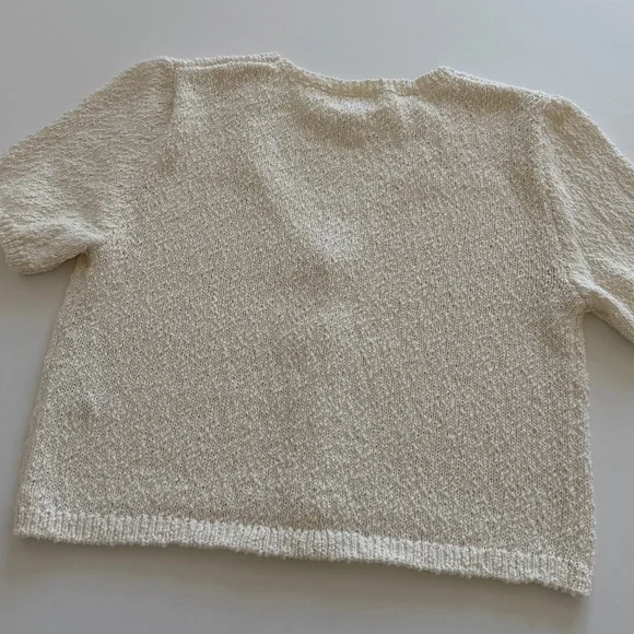H&M Cream Knit Short Sleeve Cardigan Gold Button Textured Sweater Size Small - Picture 2 of 9